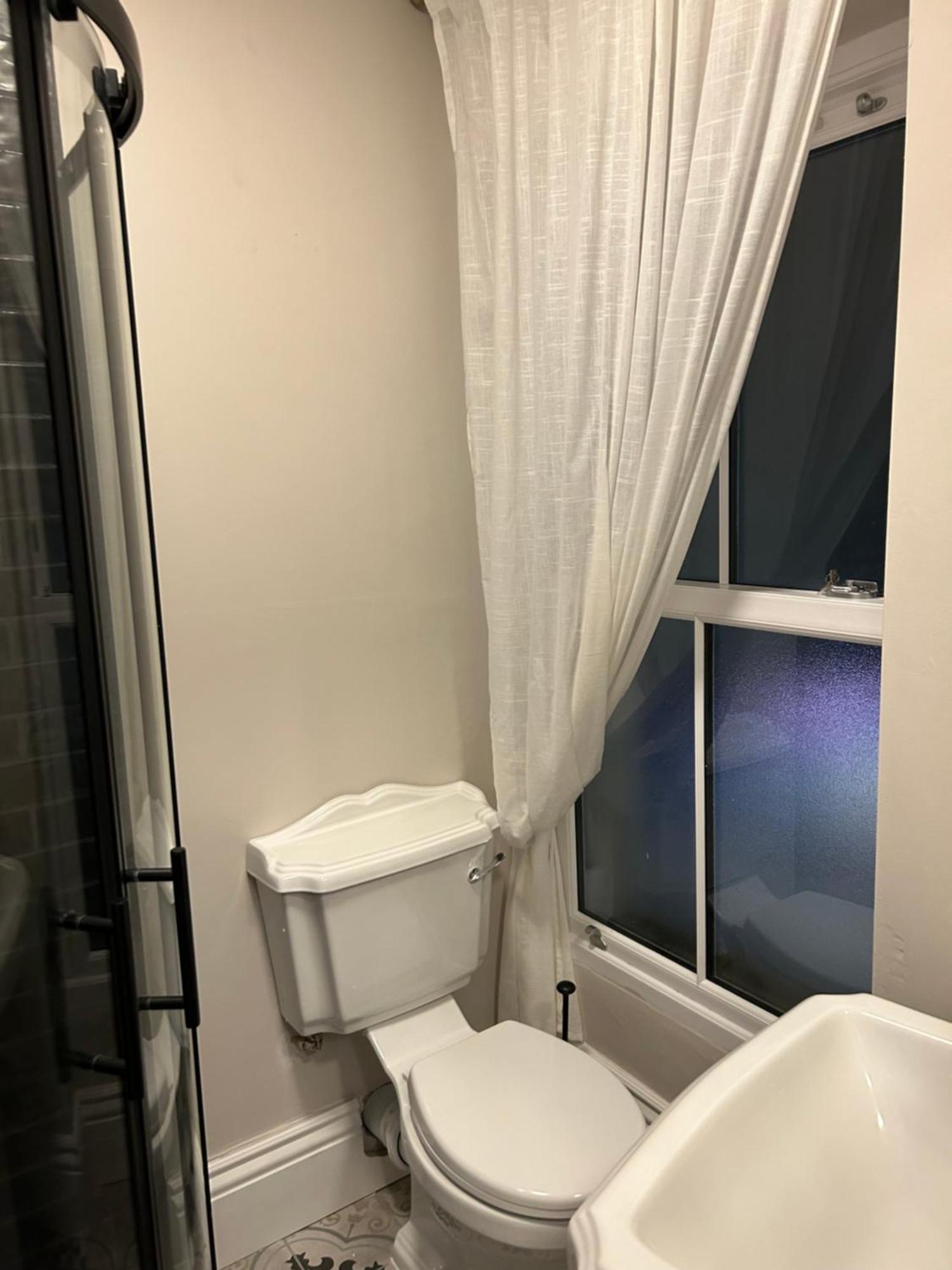 Patrick Street Townhouse Apartment Cork Bagian luar foto
